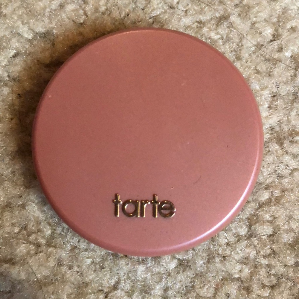 Tarte blush